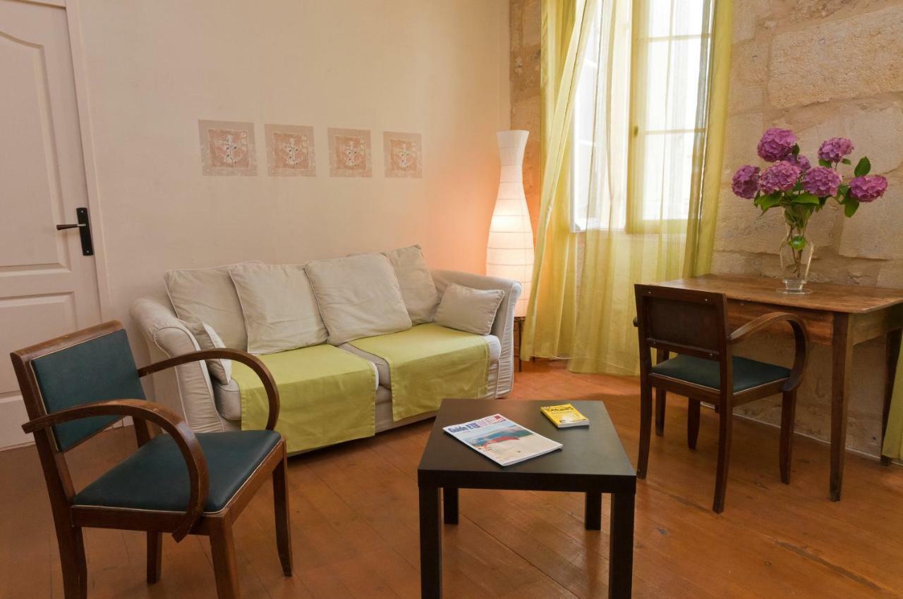Le Logis Du Medoc Hotel Saint-Yzans-de-Medoc ภายนอก รูปภาพ