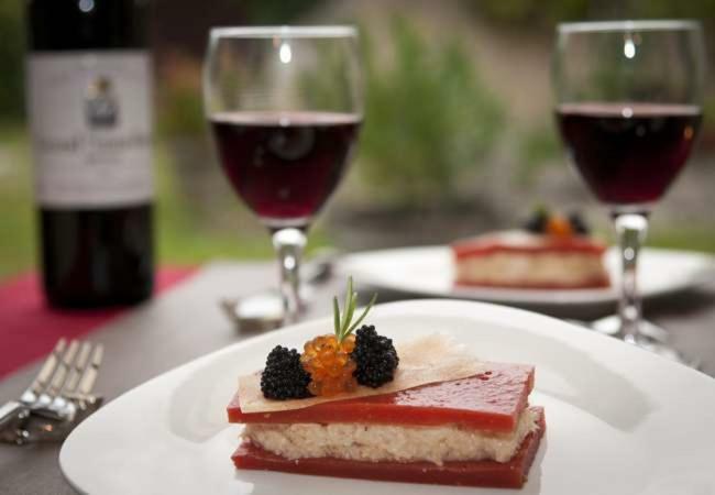 Le Logis Du Medoc Hotel Saint-Yzans-de-Medoc ภายนอก รูปภาพ